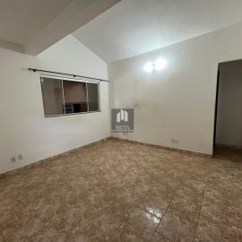 WhatsApp Image 2024-10-24 at 16.10.45 (4)