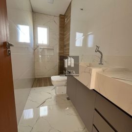 WhatsApp Image 2025-05-22 at 20.53.05 (2)