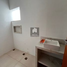 WhatsApp Image 2025-06-05 at 16.05.48 (3)