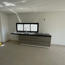 WhatsApp Image 2025-10-14 at 08.37.59 (1)