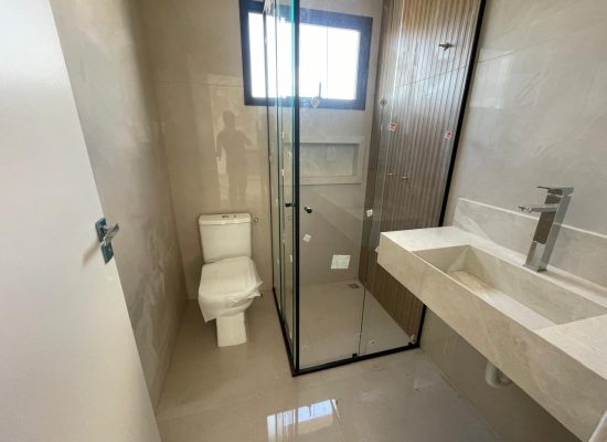 WhatsApp Image 2025-10-14 at 08.38.00 (1)