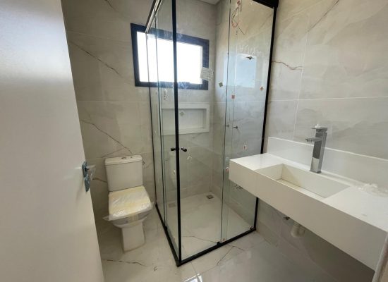 WhatsApp Image 2025-10-14 at 08.38.00