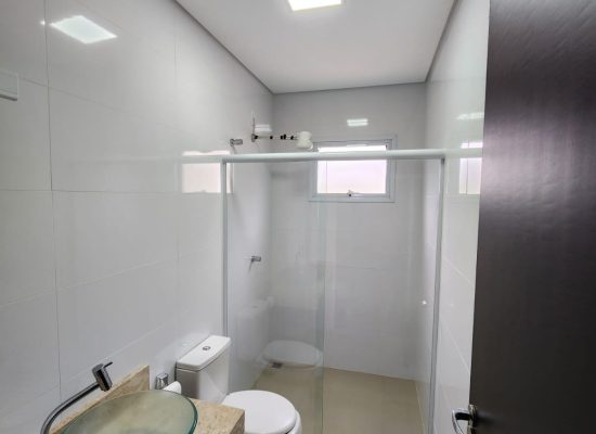 WhatsApp Image 2025-12-17 at 16.57.58 (4)