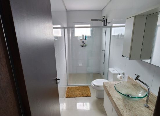 WhatsApp Image 2025-12-17 at 16.58.00